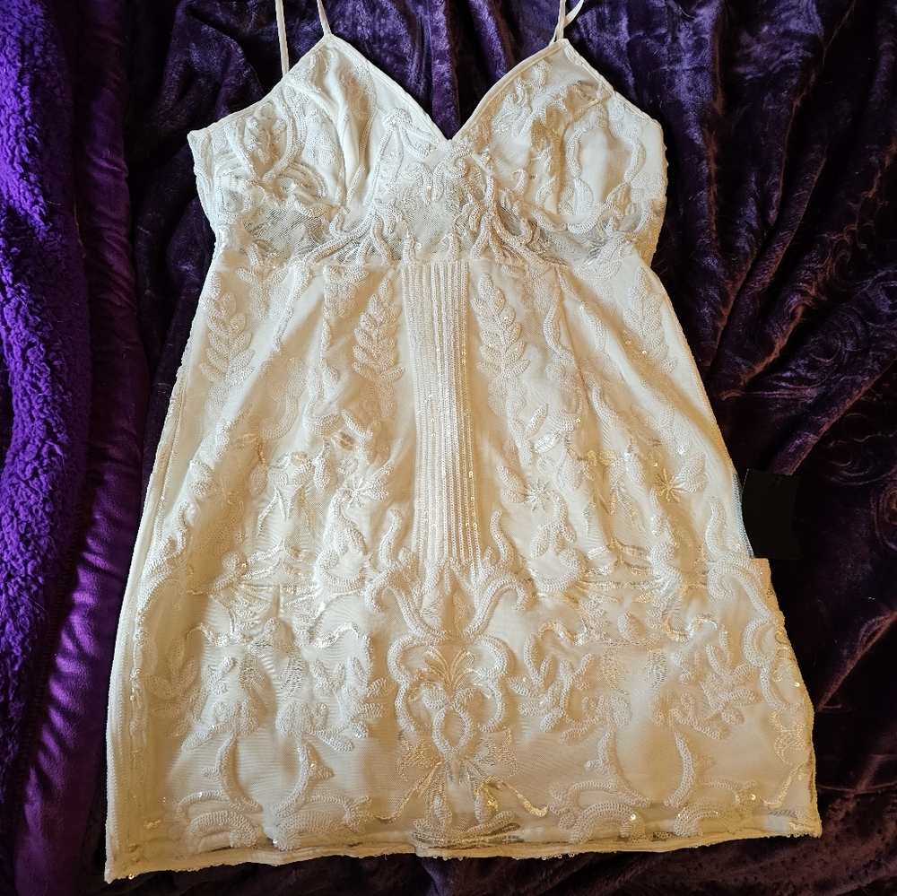 White sequin lulus dress sheer open lace bodice xl nwt